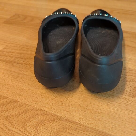 Crocs Cap Toe Ballet Flats Shoes Womens 6 Black Rhinestones Comfort Slip On - Picture 3 of 6